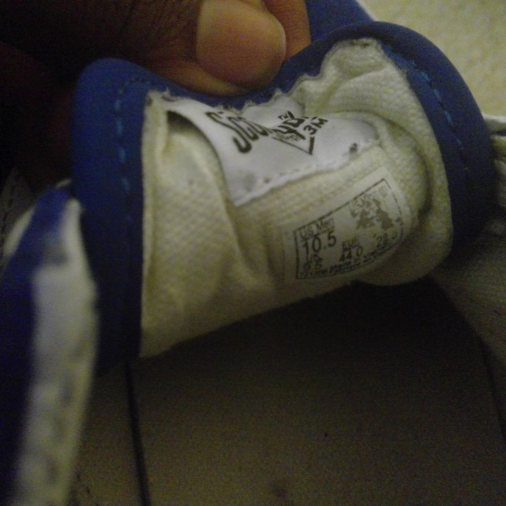 Vans - Picture 5 of 5